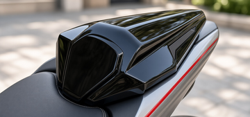 ZXMOTO 500RR Seat Cowl installed on the ZX-500RR, scene close-up