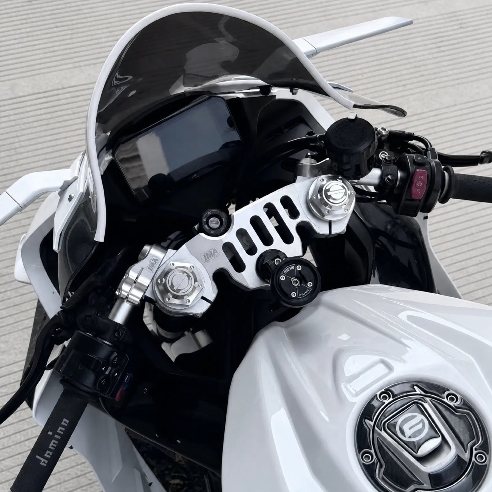 CF 450SR Top Triple Clamp + Clip-On Handlebars, photo 4 of 6