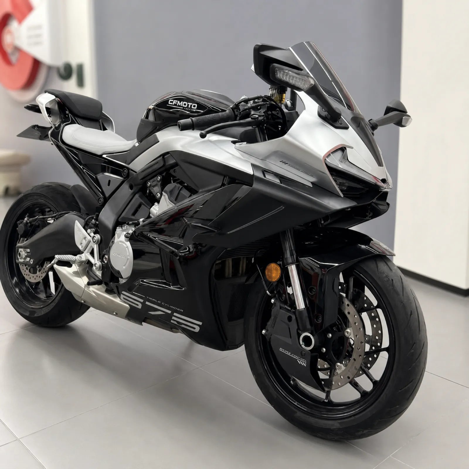 CF 675SR Split Racing Windshield, photo 11 of 18