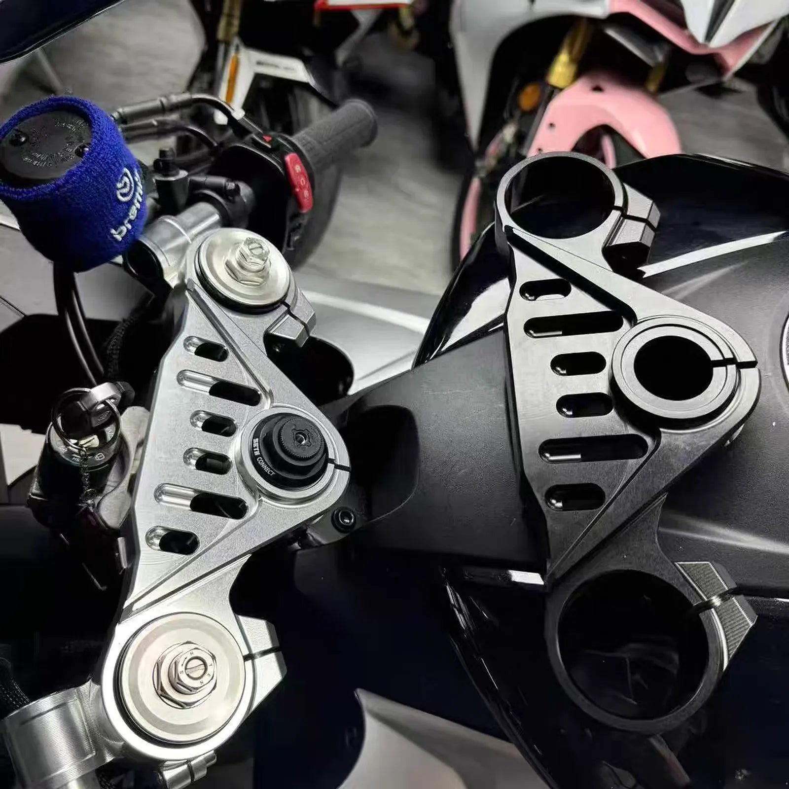 CF 675SR Top Triple Clamp + Clip-On Handlebars, photo 12 of 13