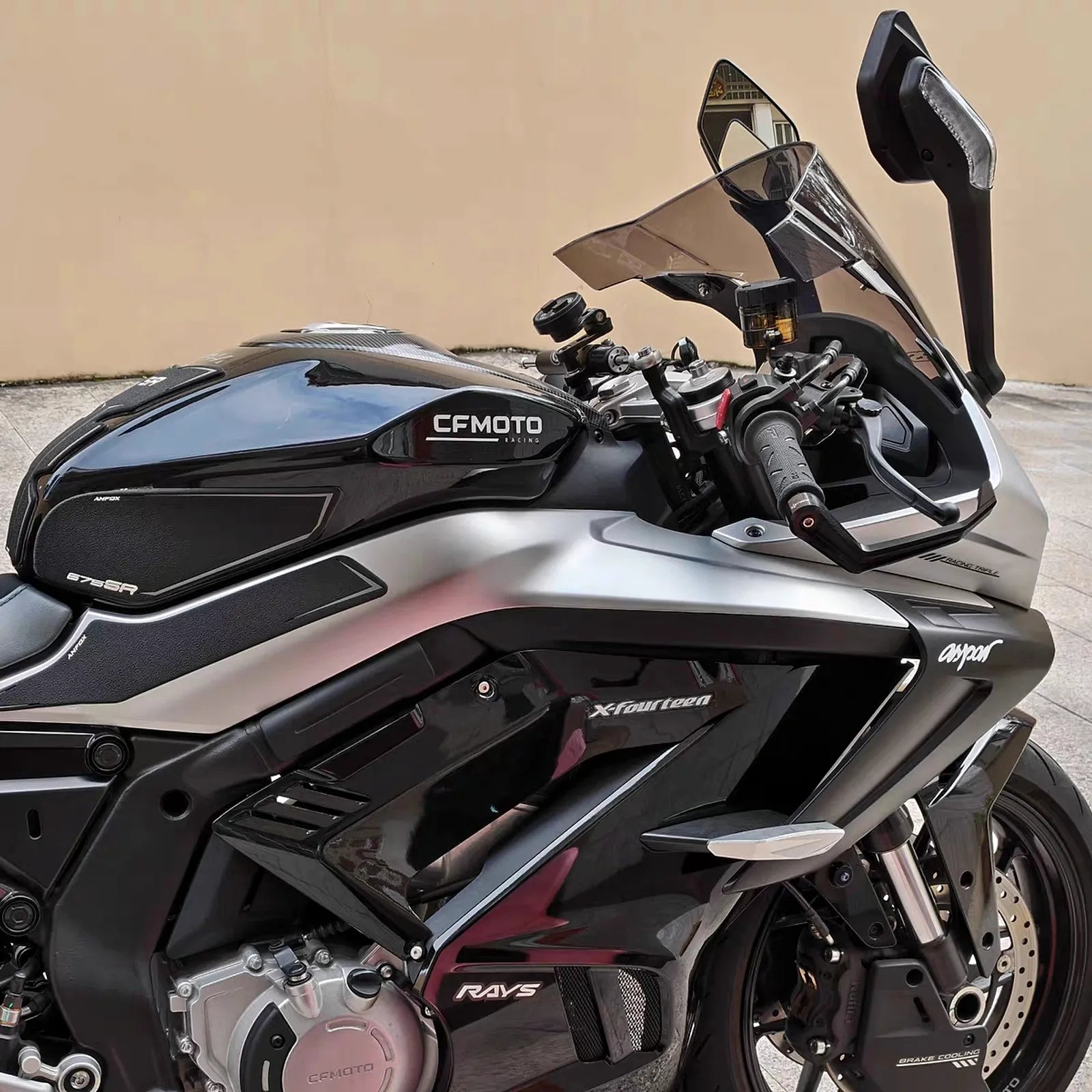 CF 675SR Side Panel, photo 17 of 18