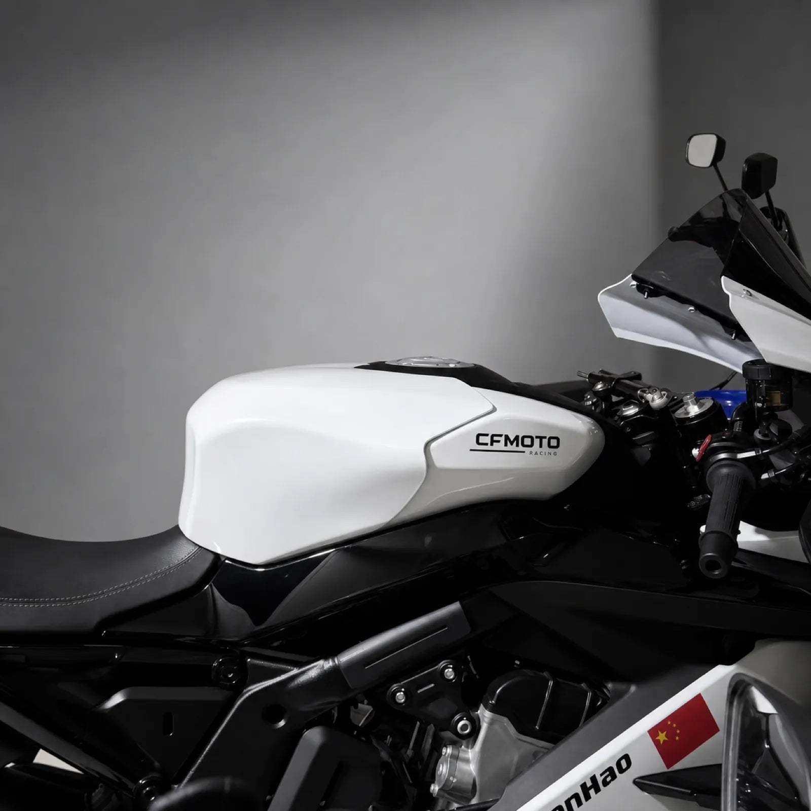 CF 675SR Racing Tank Cover, photo 14 of 16