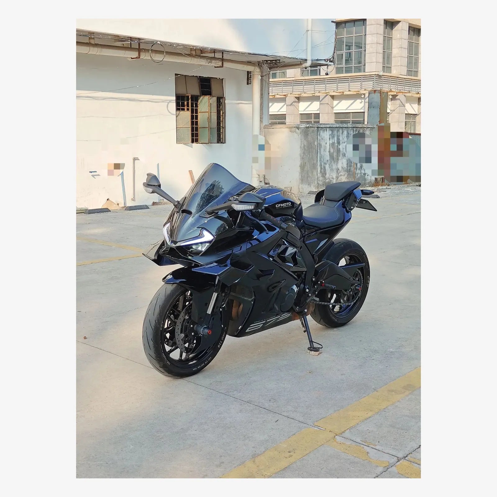 CF 675SR Side Panel Shark Fin, photo 8 of 14