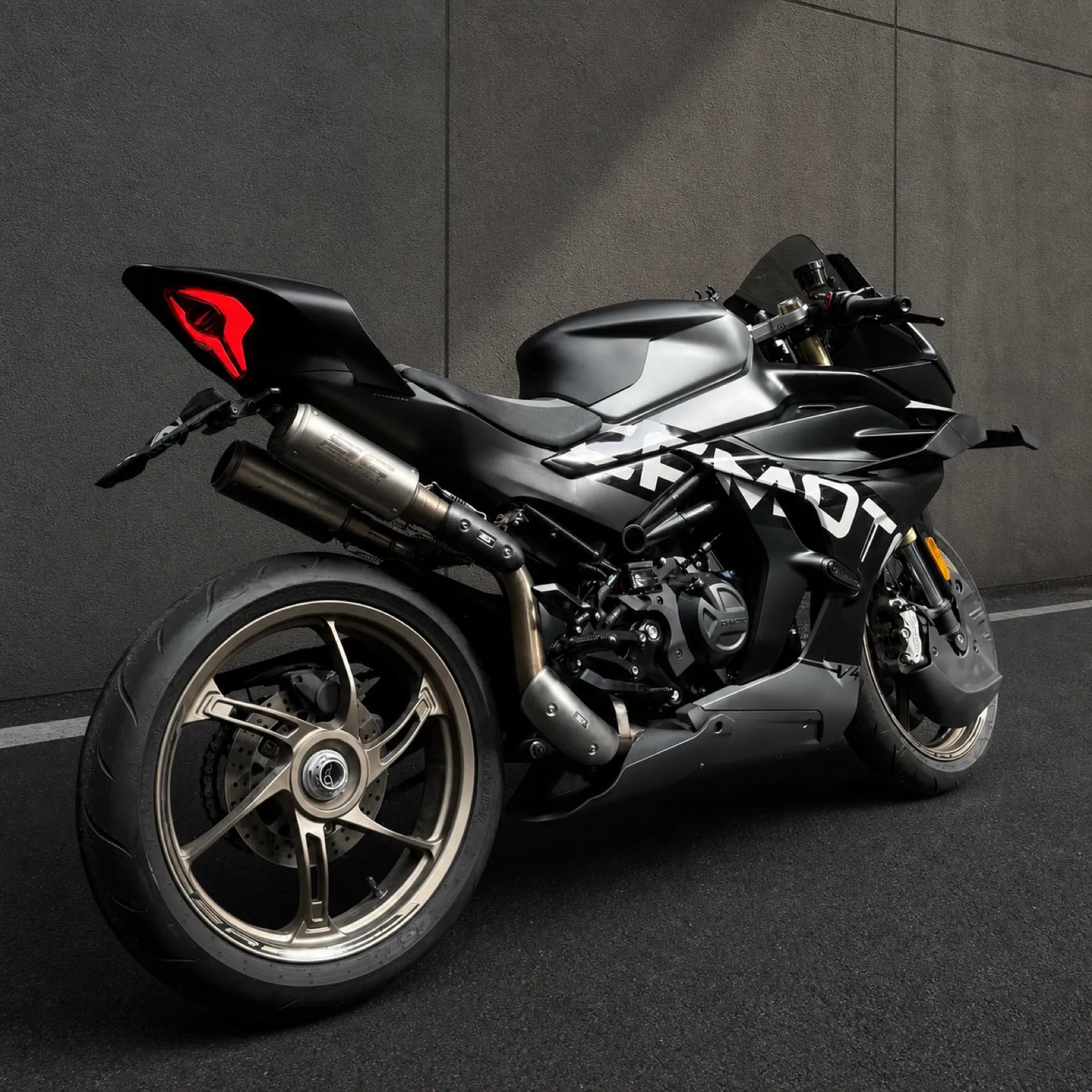 CF 450SR Half-Wrap Tank Cover, photo 8 of 10