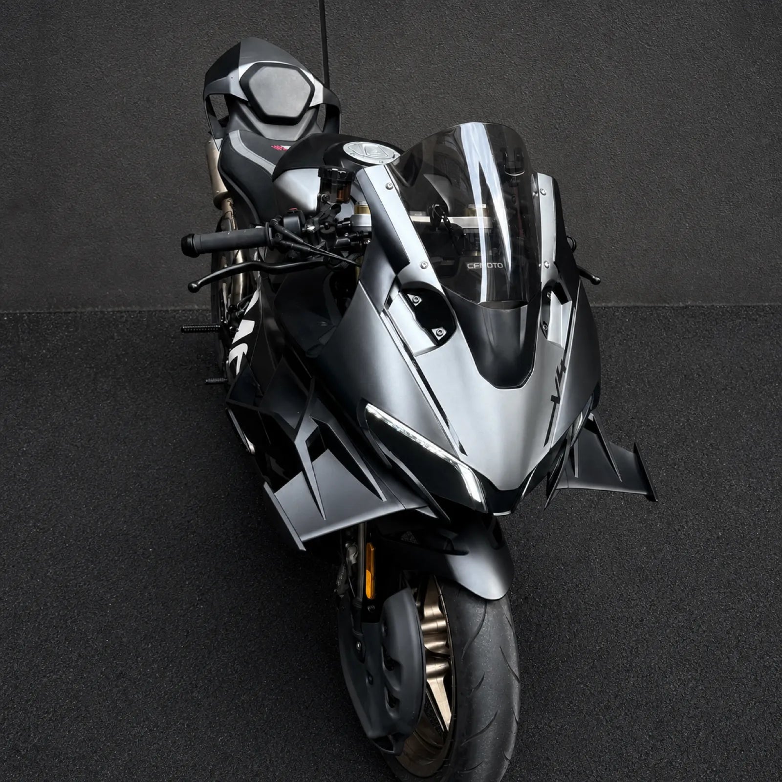CF 450SR Half-Wrap Tank Cover, photo 9 of 10
